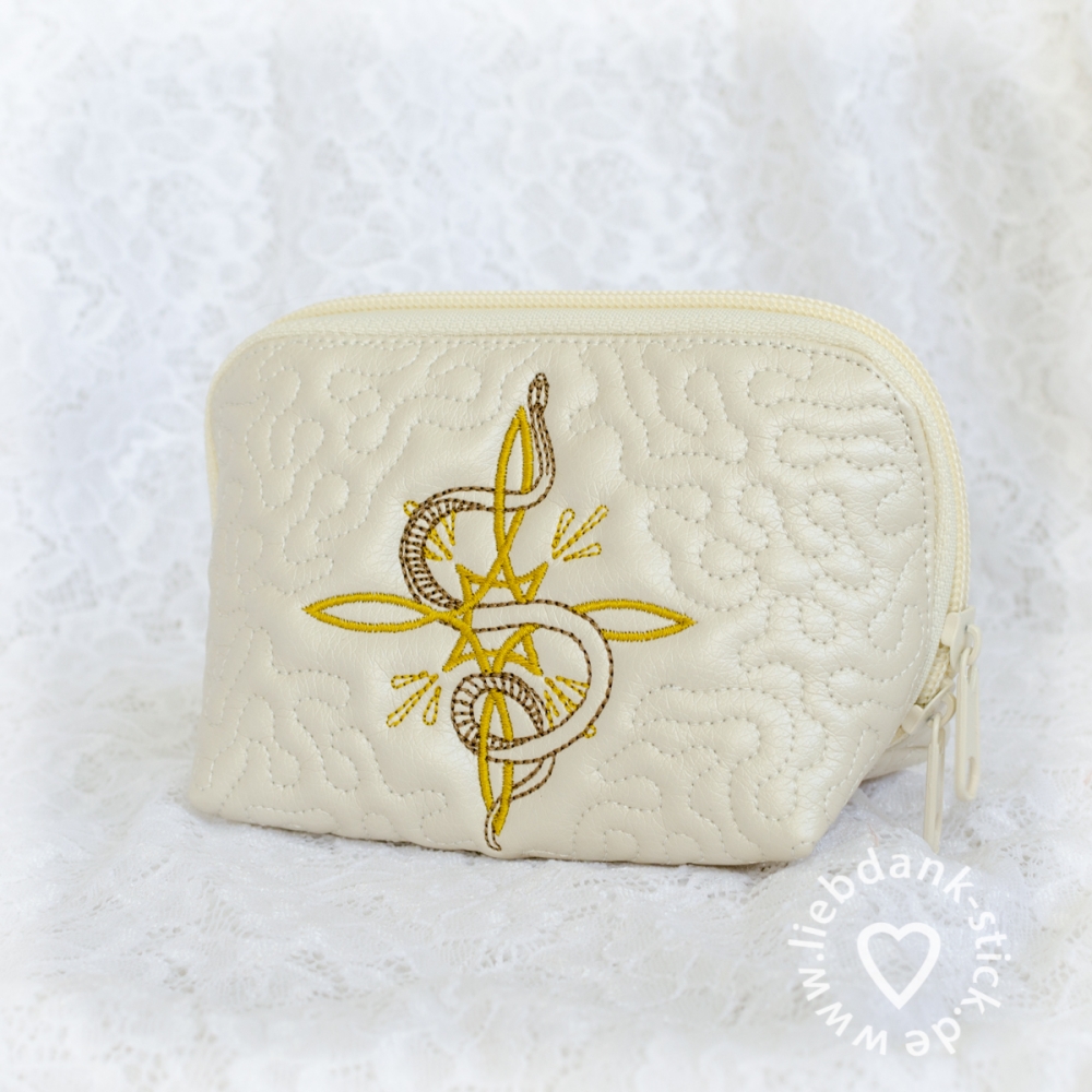 Bild 1 von ITH Quilttasche mit dem Schlangenornament 13x18 oder 16x26 Rahmen, inkl. Schnittmuster