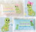 Dino mit Pflaster Stickmuster-Set 10x10 + 13x18